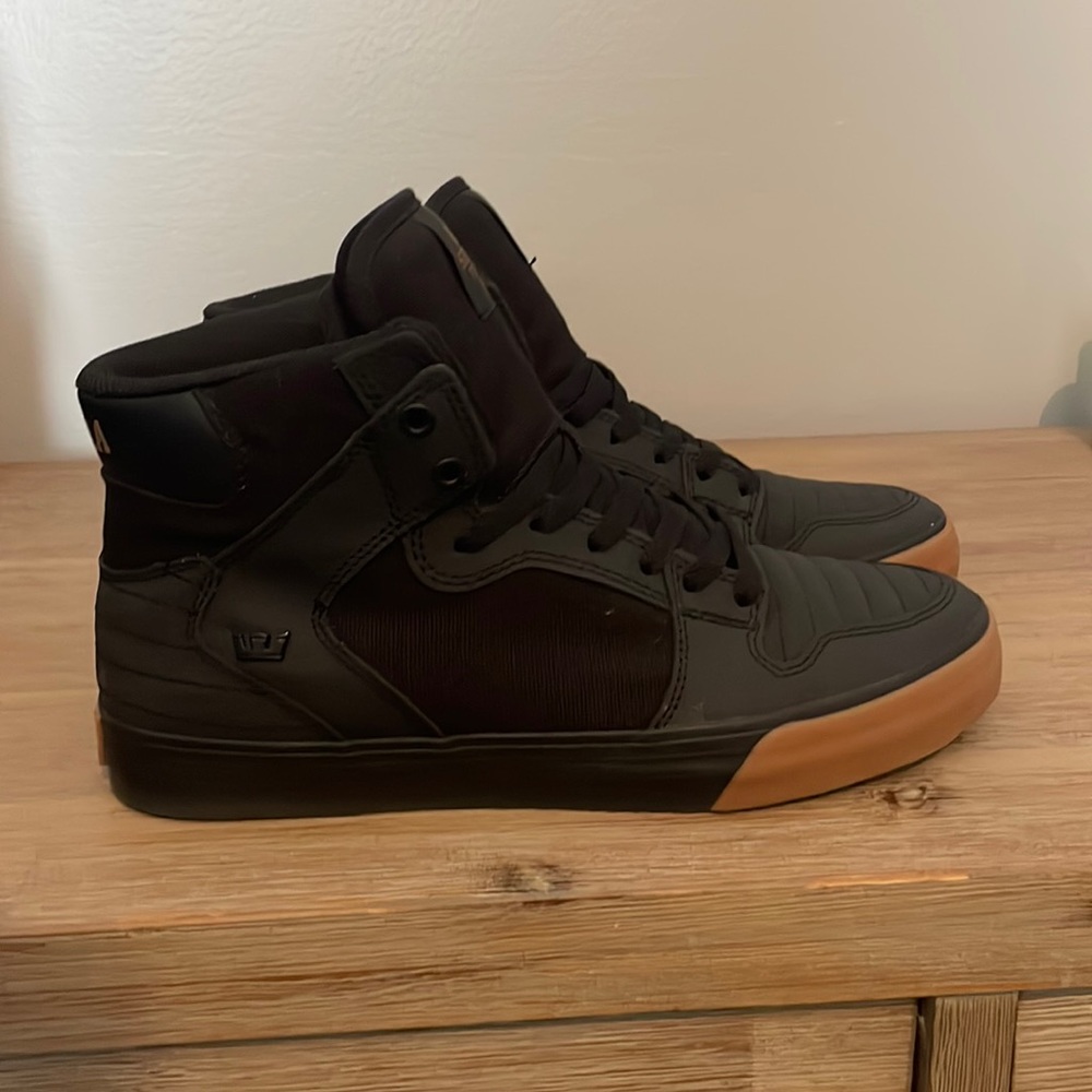 Supra Vaider
